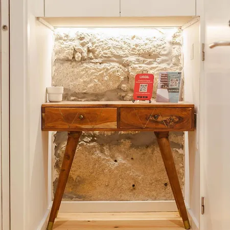 Liiiving In - Oasis Retreat Porto