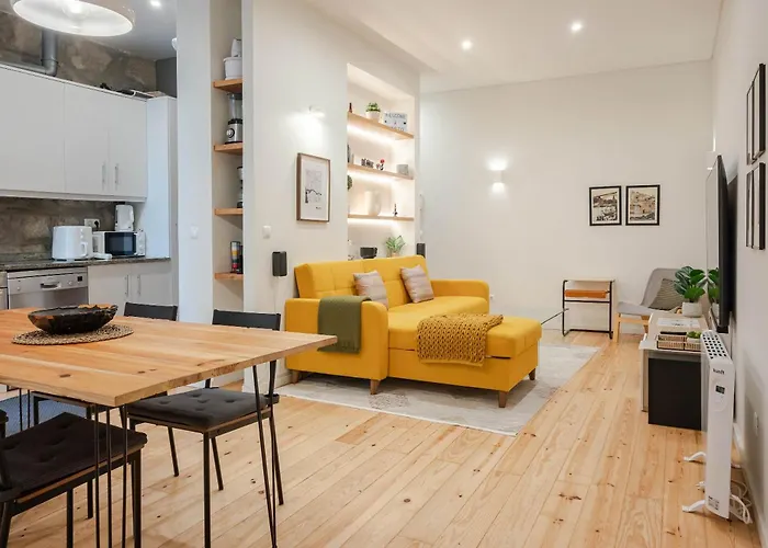 Liiiving In - Oasis Retreat Oporto